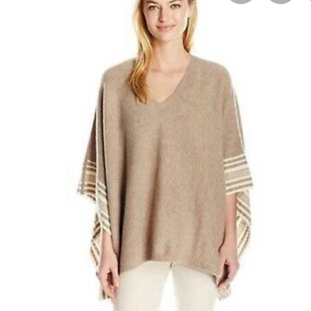 Splendid Wool/Cashmere Poncho one size